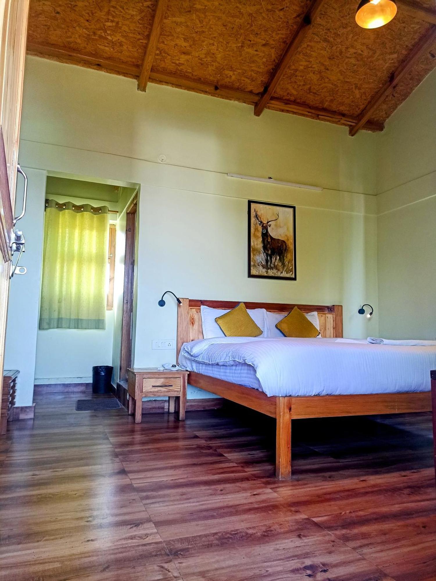 Chirping Orchard, Mukteshwar Bed & Breakfast Ngoại thất bức ảnh